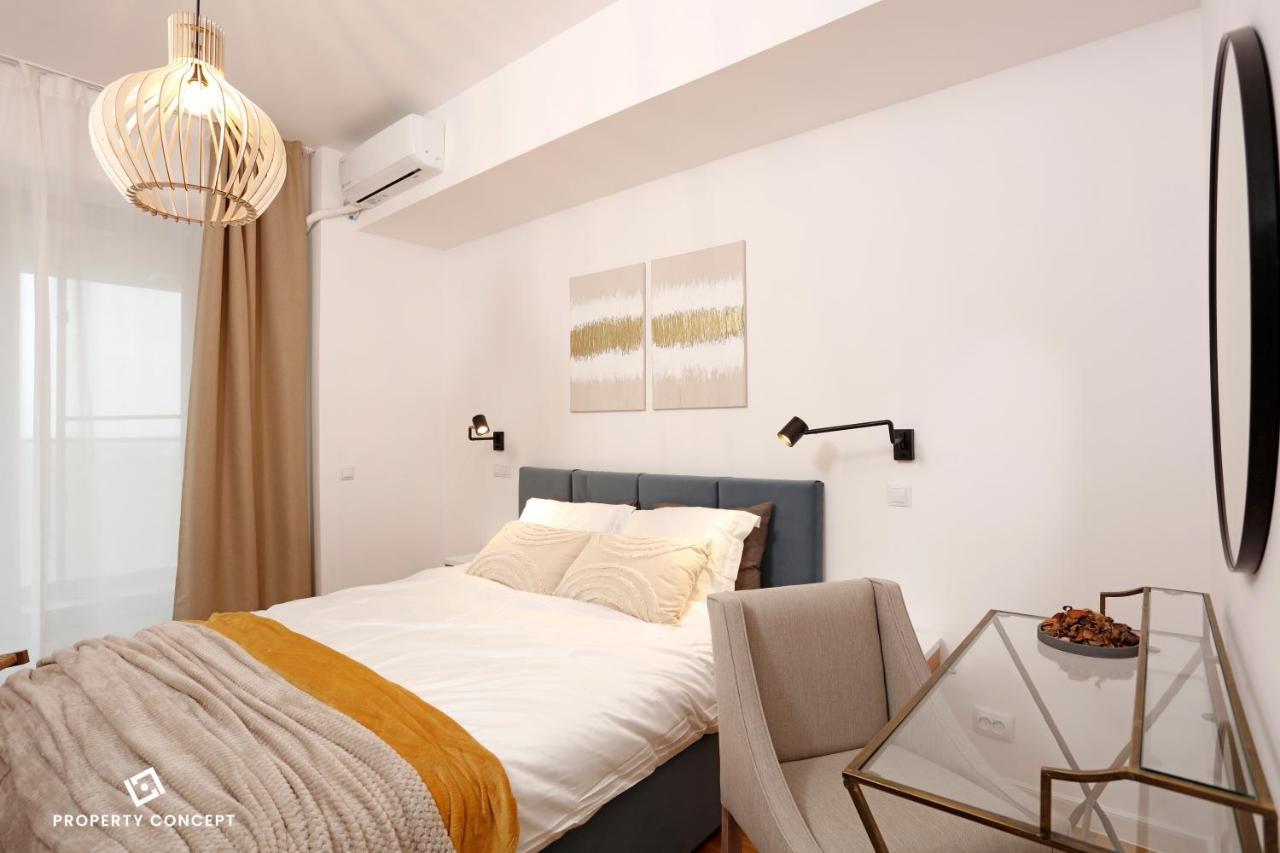 Old Fancy 2Br Pipera Apartment Voluntari エクステリア 写真